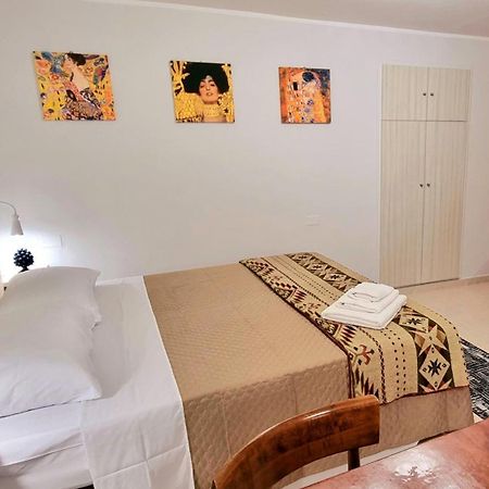 Porta Terra Apartment Cefalù Exteriör bild